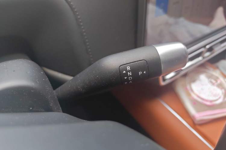 Used Li Auto L7 2023 Air model Gear Lever