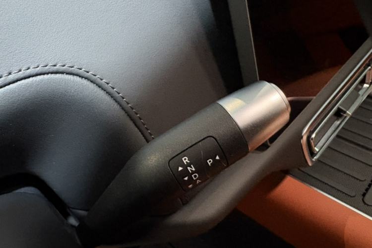Used Li Auto L7 2023 Air model Gear Lever