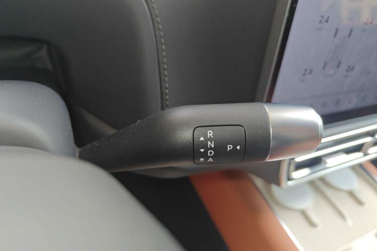 Used Li Auto L7 2023 Max model Gear Lever