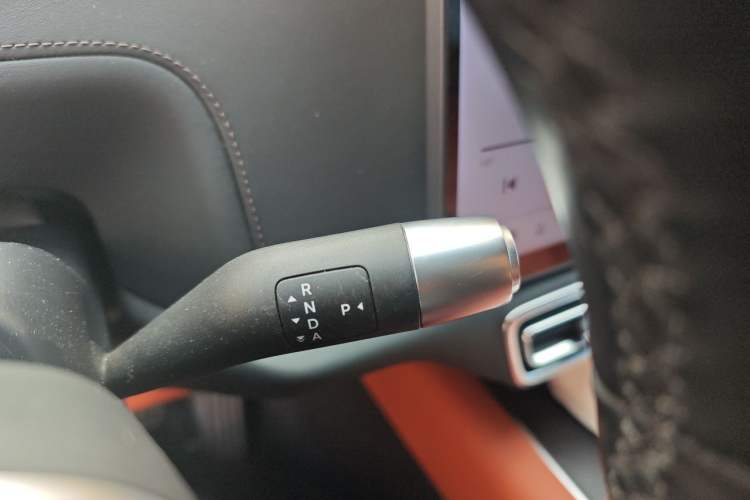Used Li Auto L7 2023 Pro Model Gear Lever