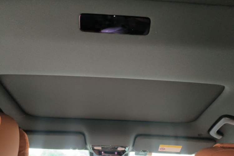 Used Li Auto L7 2023 Pro Model Headliner