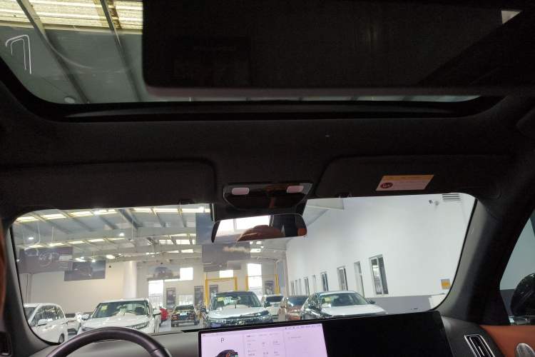 Used Li Auto L7 2023 Max model Headliner