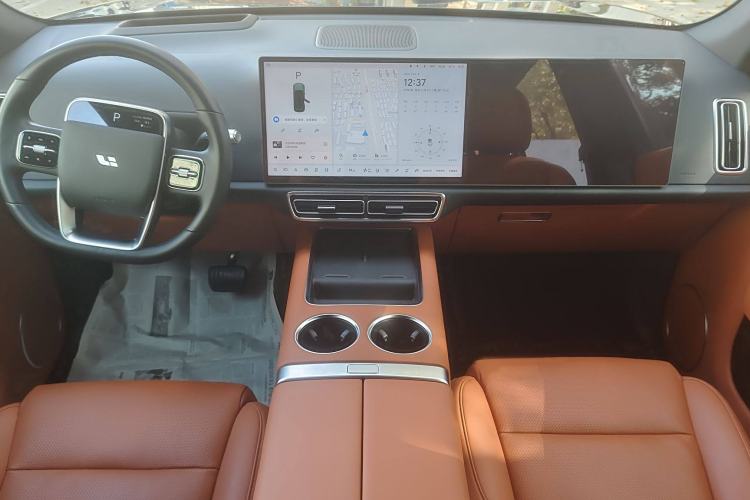 Used Li Auto L7 2023 Pro Model Interior 1