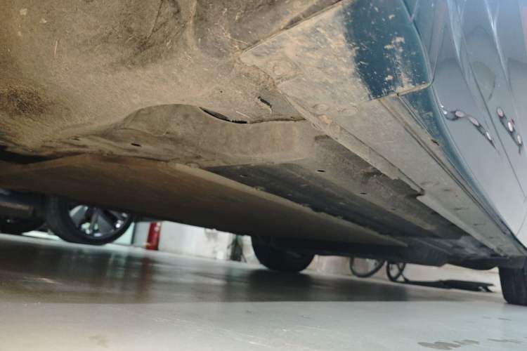 Used Li Auto L7 2023 Max model Left Side Sill