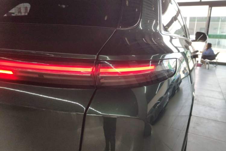 Used Li Auto L7 2023 Max model Right Rear Taillight