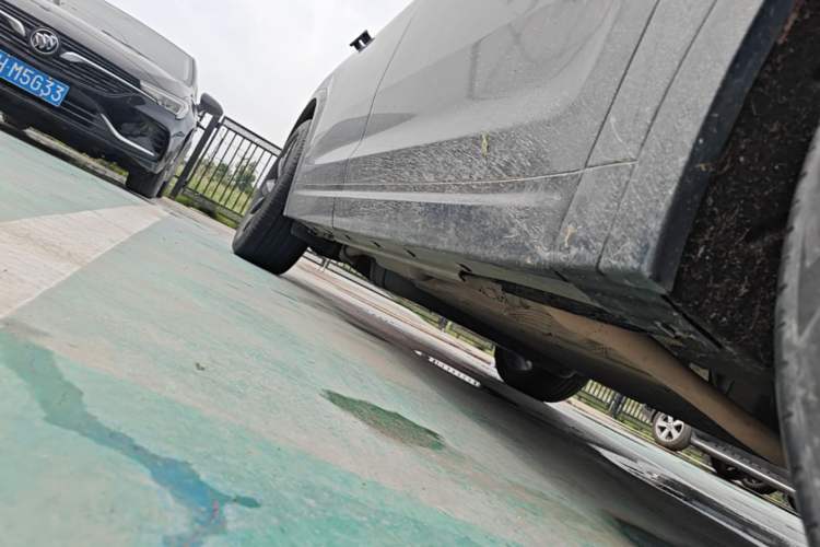 Used Li Auto L7 2023 Pro Model Right Side Sill
