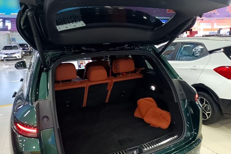 Used Li Auto L7 2023 Pro Model Trunk