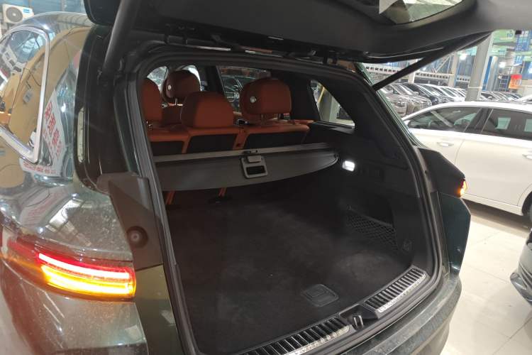 Used Li Auto L7 2023 Pro Model Trunk