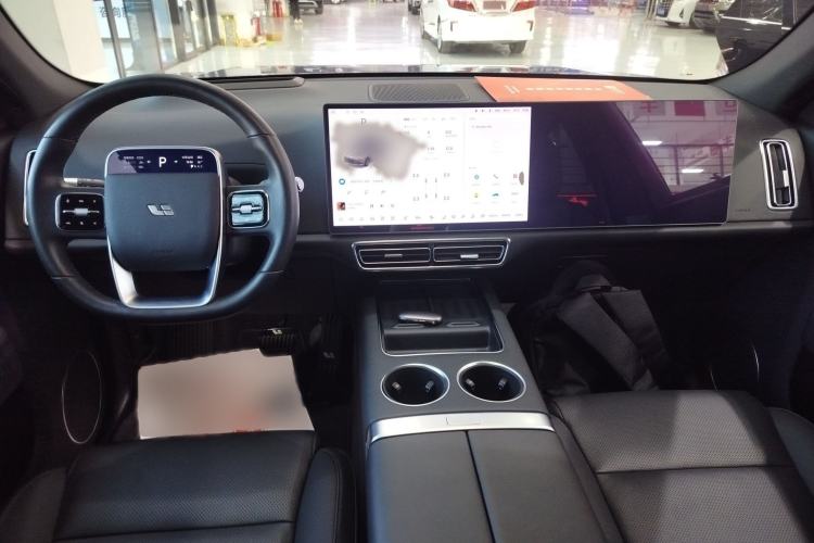 Used Li Auto L7 2023 Pro Model Interior 2