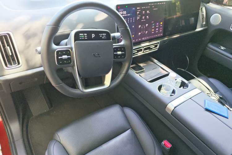 Used Li Auto L7 2023 Pro Model Center Console