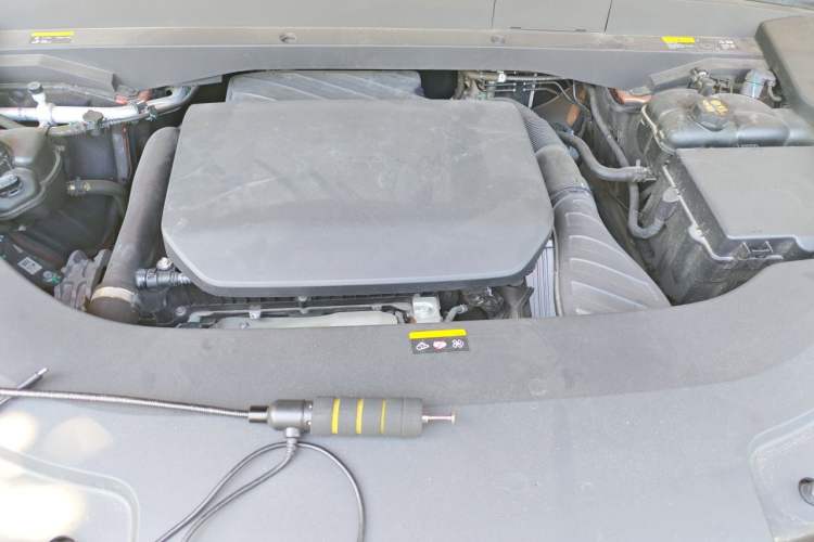 Used Li Auto L7 2023 Pro Model Engine Bay