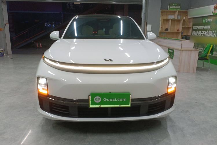 Used Li Auto L7 2023 Pro Model Front
