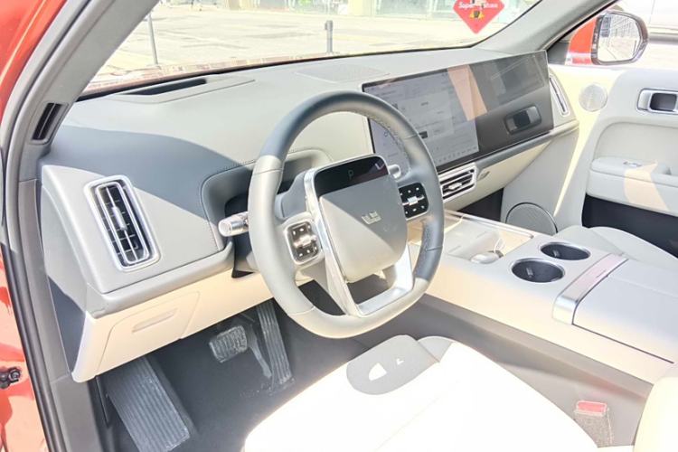 Used Li Auto L7 2023 Max model Interior 2