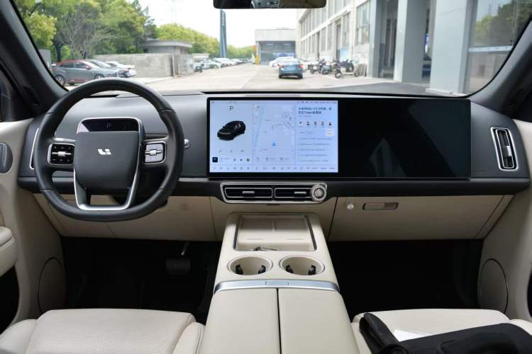 Used Li Auto L7 2023 Pro Model Interior 3