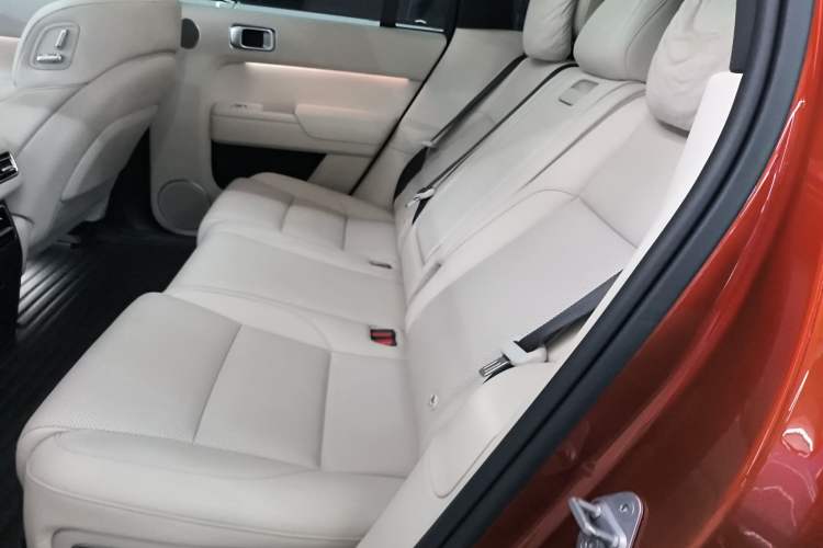 Used Li Auto L7 2023 Max model Interior 4