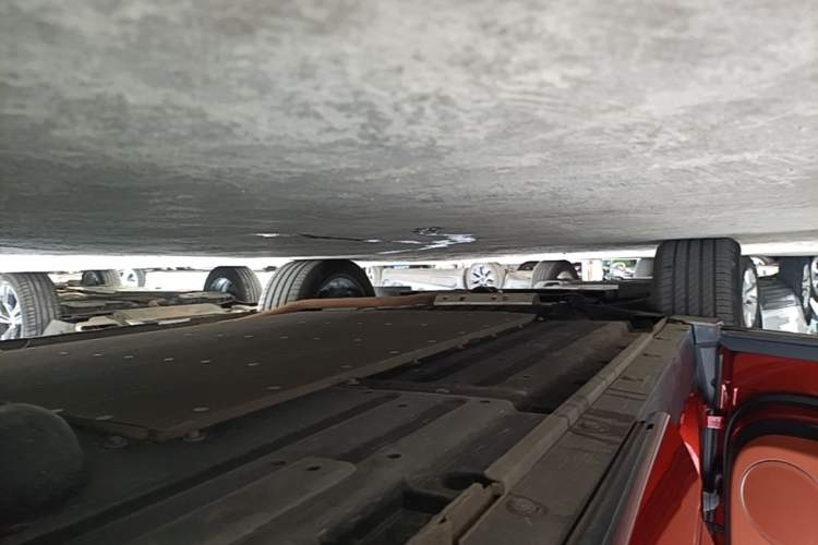 Used Li Auto L7 2023 Pro Model Left Side Sill