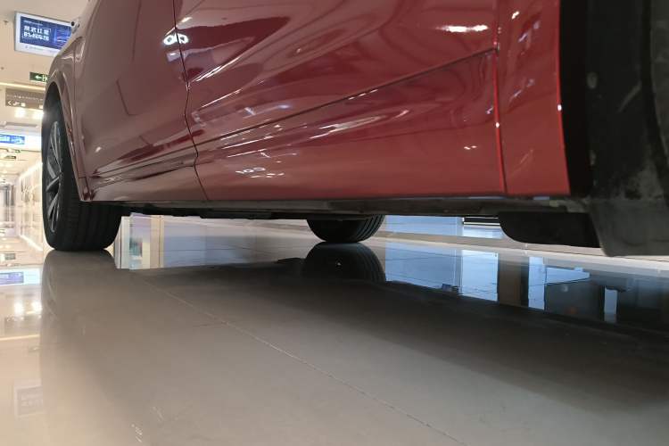 Used Li Auto L7 2023 Max model Left Side Sill