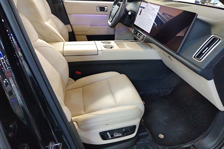 Used Li Auto L7 2023 Pro Model Right Front Seat