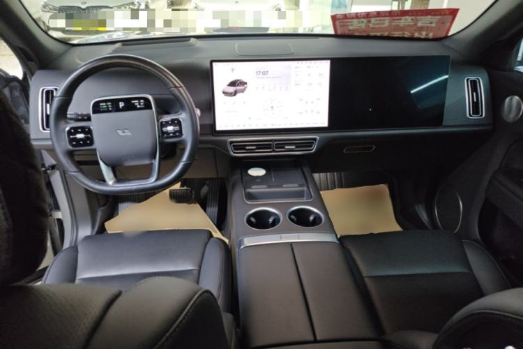 Used Li Auto L7 2023 Pro Model Center Console