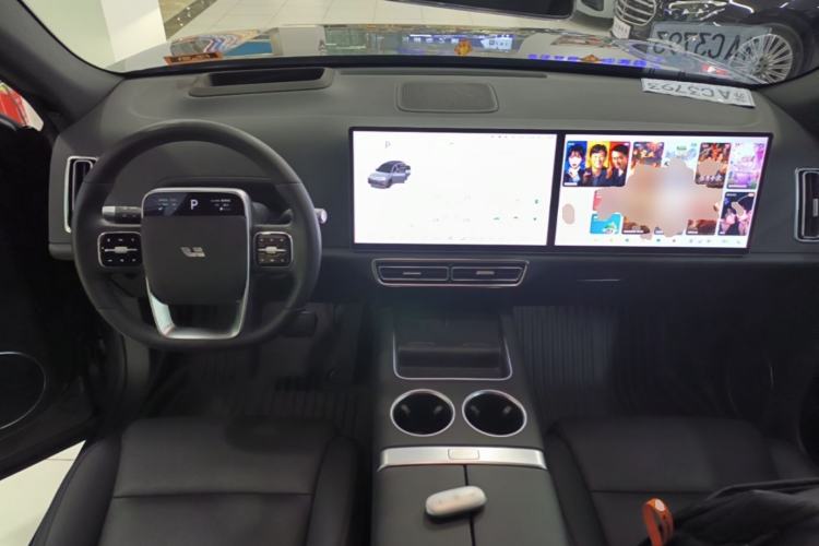 Used Li Auto L7 2023 Pro Model Center Console