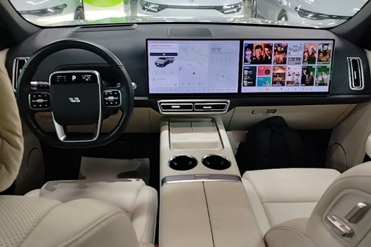 Used Li Auto L7 2023 Pro Model Center Console