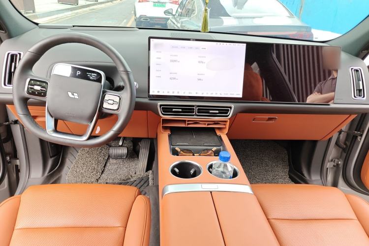 Used Li Auto L7 2023 Pro Model Center Console