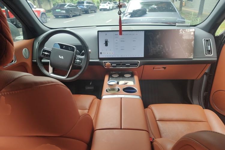 Used Li Auto L7 2023 Pro Model Center Console