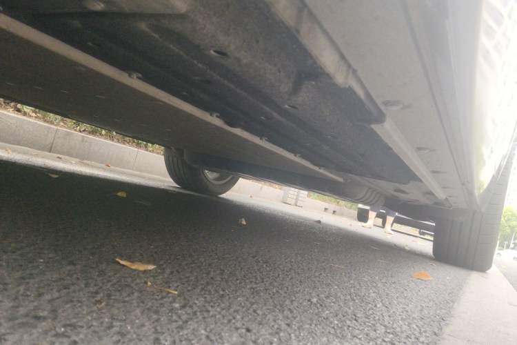 Used Li Auto L7 2023 Pro Model Chassis Front Left