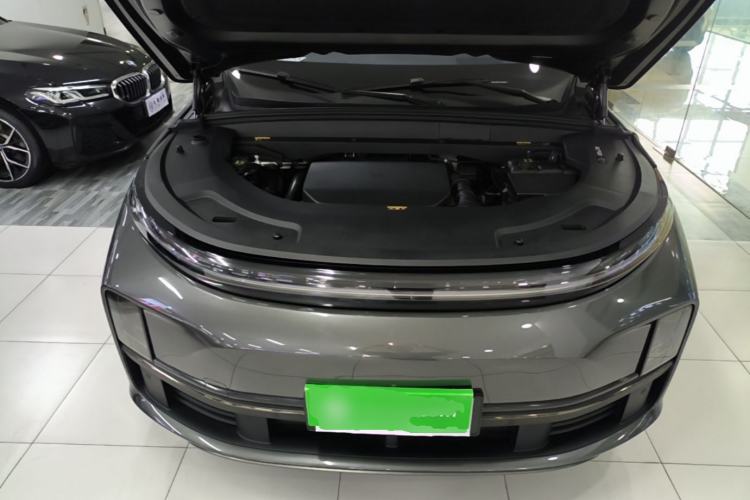 Used Li Auto L7 2023 Pro Model Engine Bay