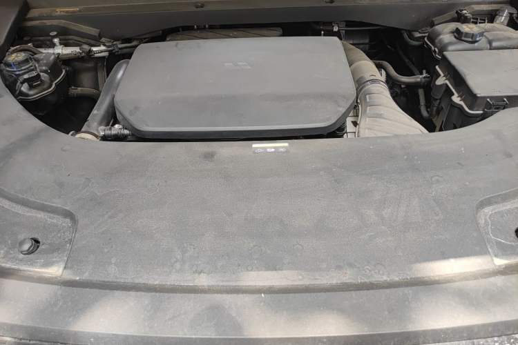 Used Li Auto L7 2023 Air model Engine Bay