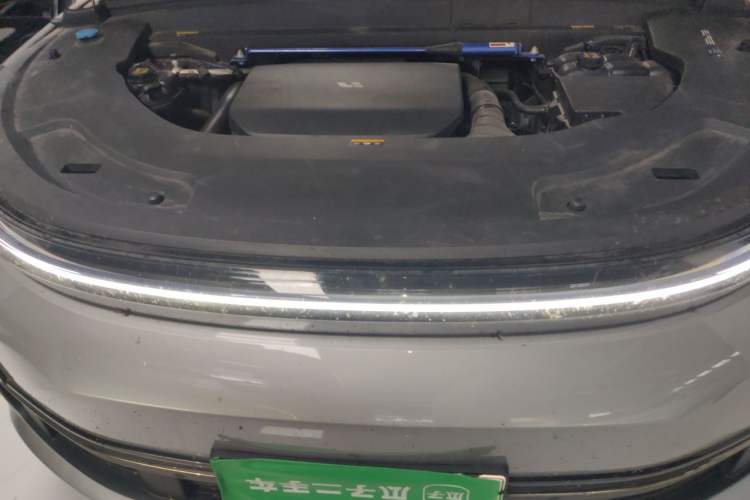 Used Li Auto L7 2023 Pro Model Engine Bay
