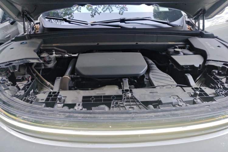 Used Li Auto L7 2023 Air model Engine Bay
