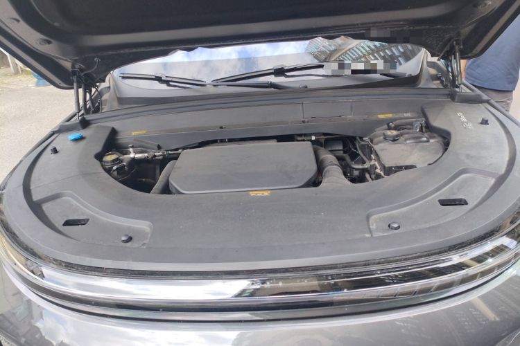 Used Li Auto L7 2023 Air model Engine Bay