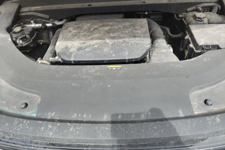 Used Li Auto L7 2023 Pro Model Engine Bay