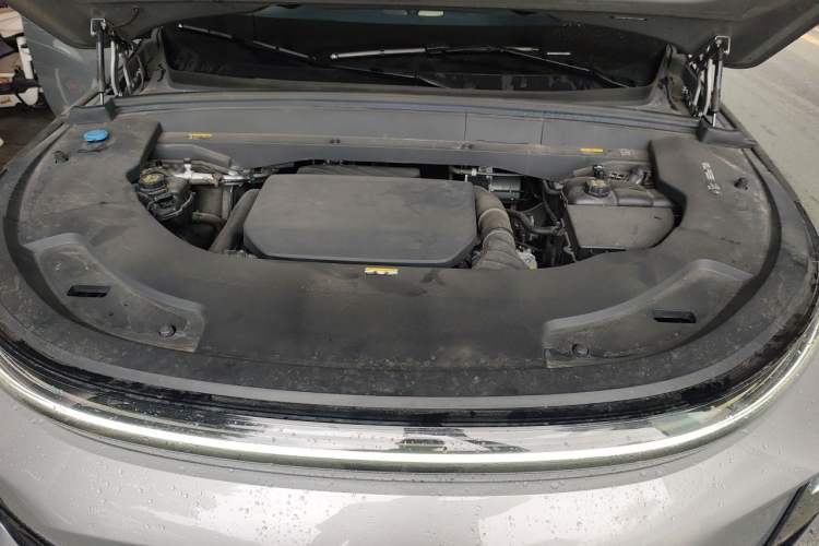 Used Li Auto L7 2023 Pro Model Engine Bay