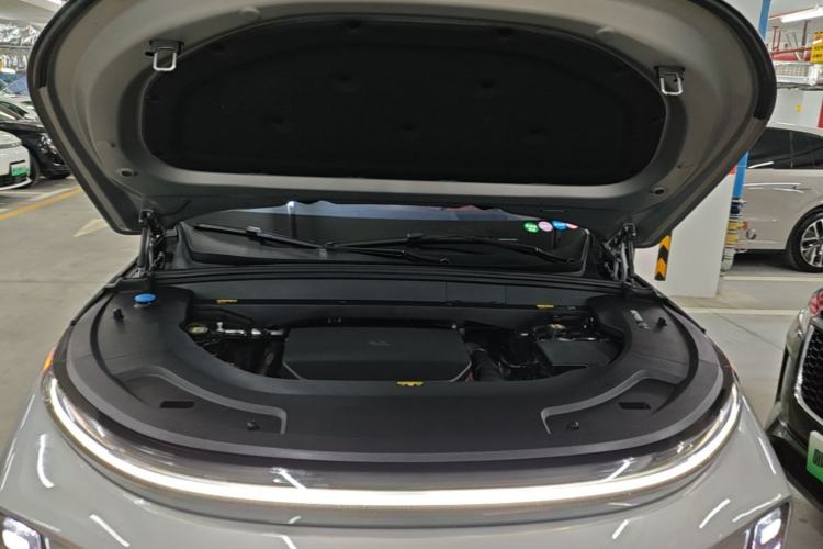 Used Li Auto L7 2023 Air model Engine Bay