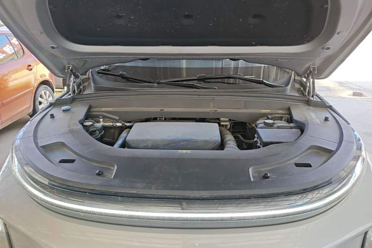 Used Li Auto L7 2023 Max model Engine Bay