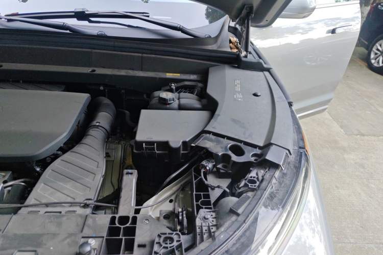 Used Li Auto L7 2023 Air model Engine Bay Left