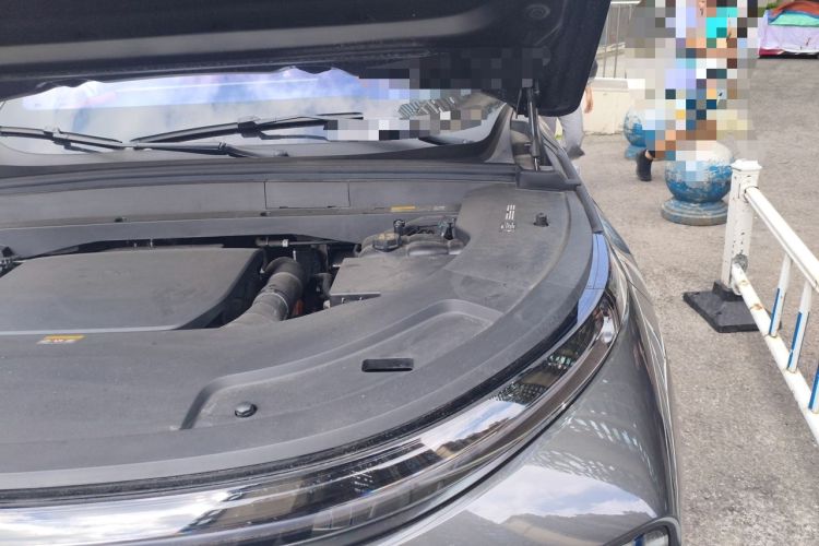 Used Li Auto L7 2023 Air model Engine Bay Left