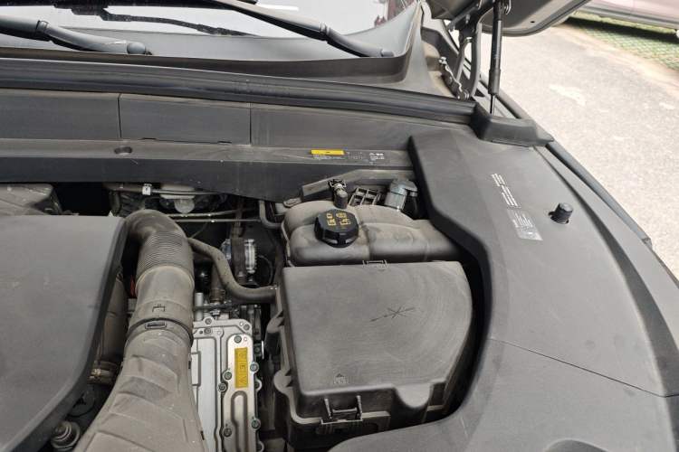 Used Li Auto L7 2023 Pro Model Engine Bay Left
