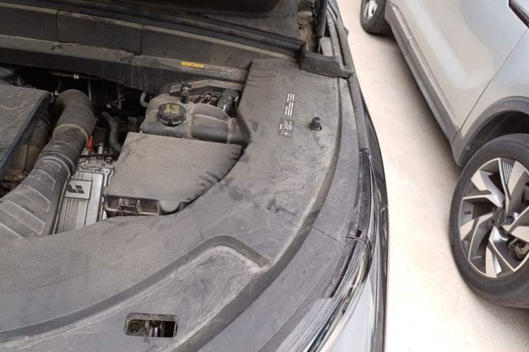 Used Li Auto L7 2023 Air model Engine Bay Left