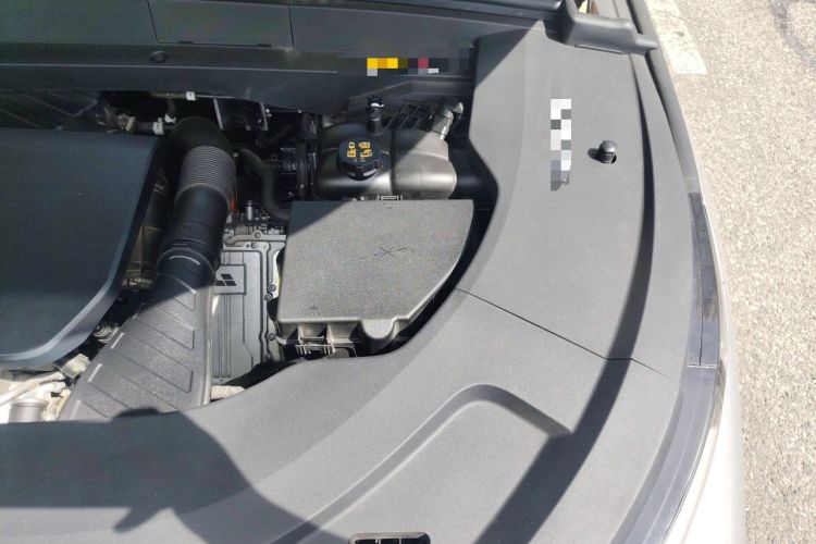 Used Li Auto L7 2023 Pro Model Engine Bay Left