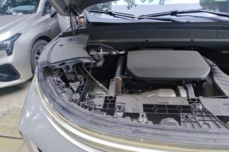 Used Li Auto L7 2023 Air model Engine Bay Right