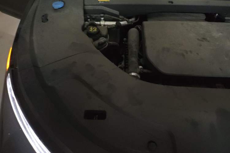 Used Li Auto L7 2023 Pro Model Engine Bay Right