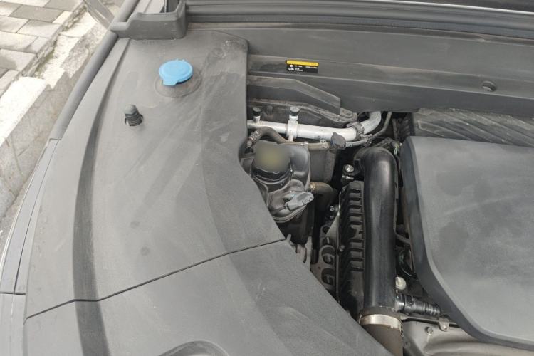 Used Li Auto L7 2023 Air model Engine Bay Right