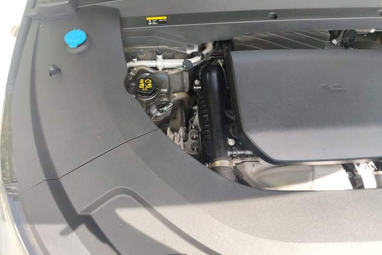 Used Li Auto L7 2023 Pro Model Engine Bay Right