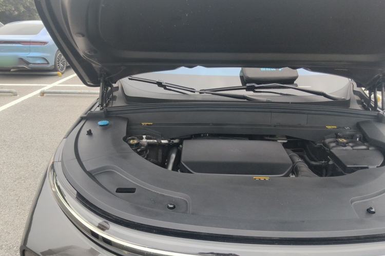 Used Li Auto L7 2023 Max model Engine Bay Right
