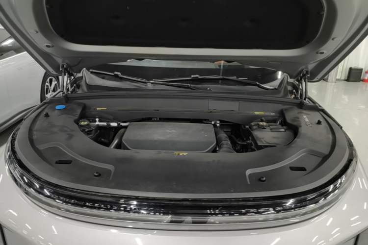 Used Li Auto L7 2023 Air model Engine Bay