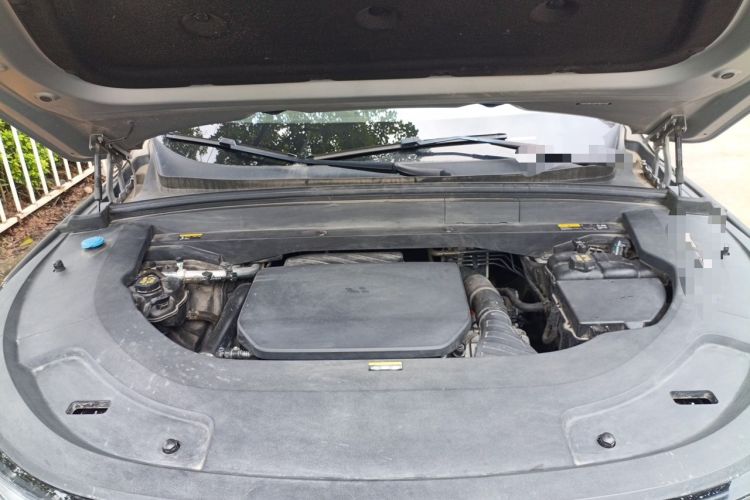 Used Li Auto L7 2023 Pro Model Engine Bay