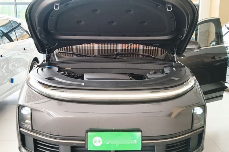 Used Li Auto L7 2023 Air model Engine Bay